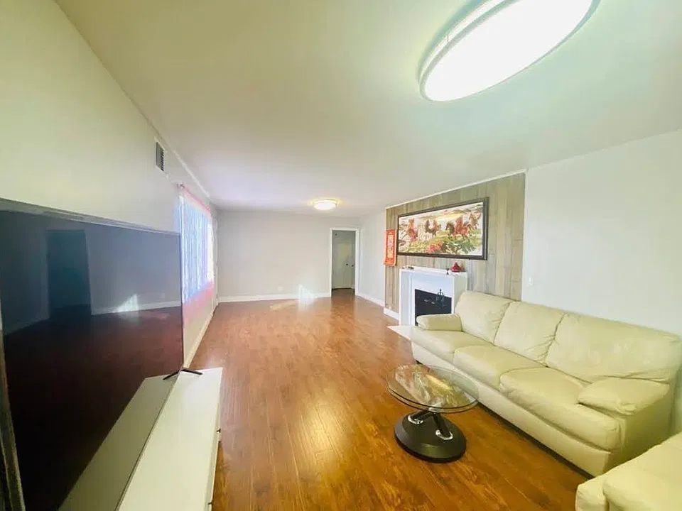 3118 Eastern Ave