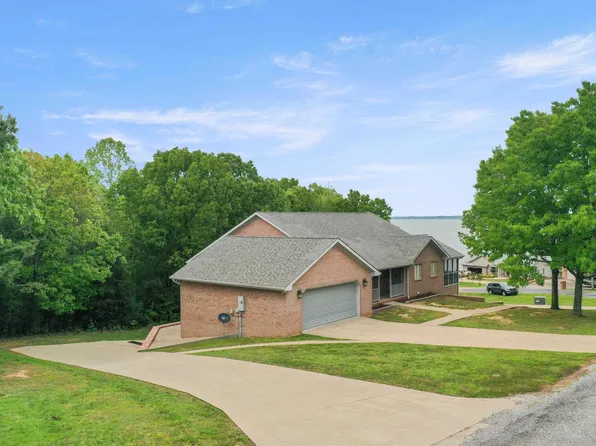 25 John Downs Ct, New Concord, KY 42076