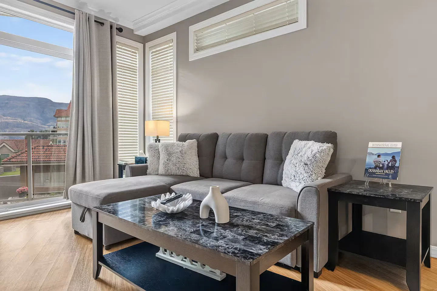 2 bed, 1100 sqft, $2,500 — Photo 1