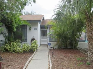 7230 Parkside Villas Dr N, Saint Petersburg, FL 33709