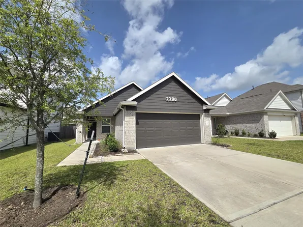 2390 Tavo Trail Dr, Conroe, TX 77301
