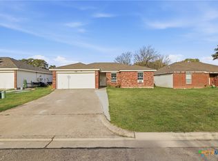 1012 Muelhause St, Belton, TX 76513