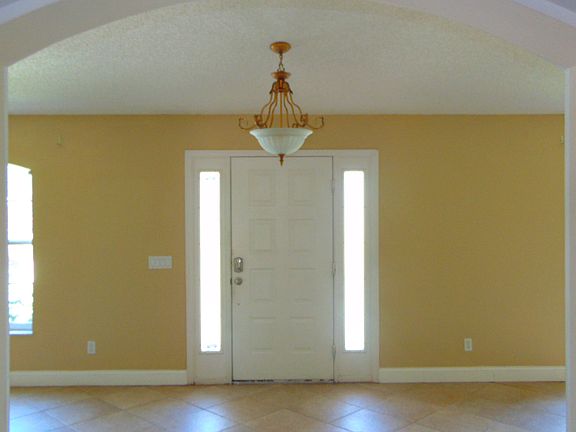 3rd image of 6501 NW Molton Cir