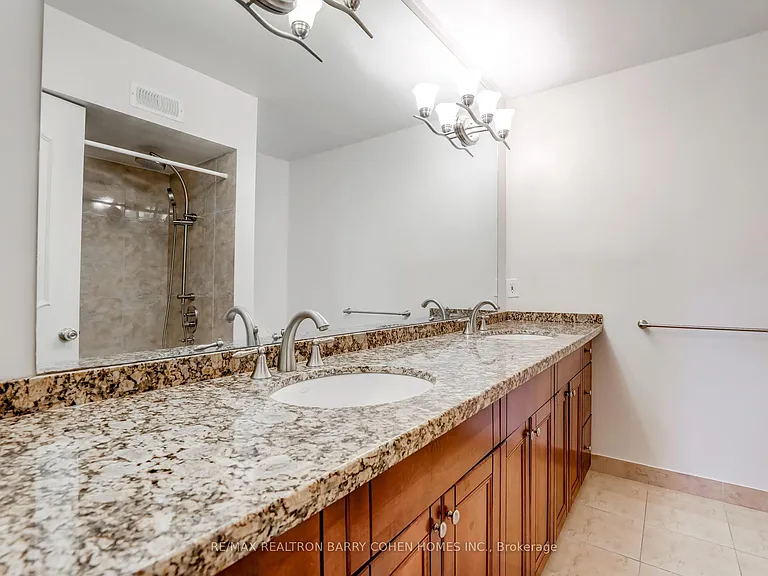 9 Sonata Cres — Photo 31