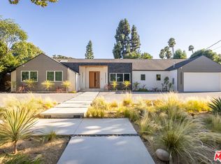 4516 Del Moreno Dr, Woodland Hills, CA 91364