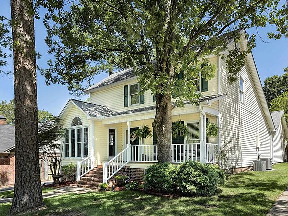 2nd image of 6 Saint Thomas Ct