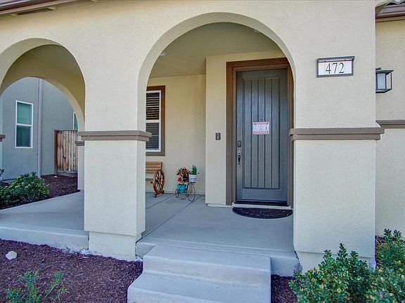 4th image of 472 Segovia Dr