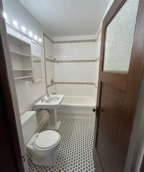 6417 W North Ave #201 — Photo 3