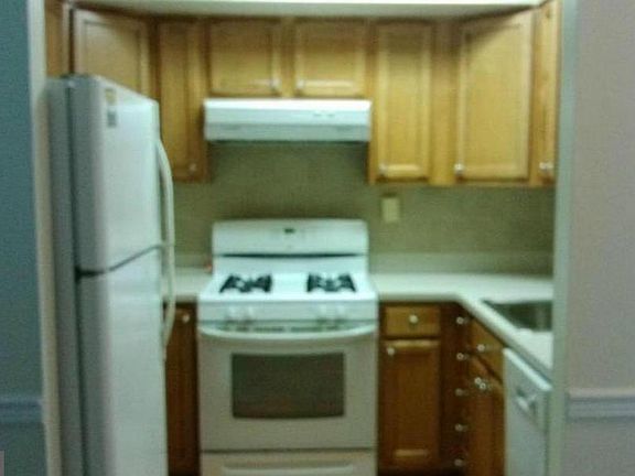 5th image of 4410 Falls Bridge Dr Unit B
