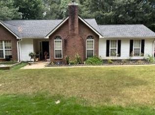 60 Four Oaks Dr, Newnan, GA 30263