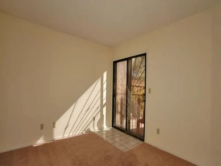 3988 N Roger Ln — Photo 18