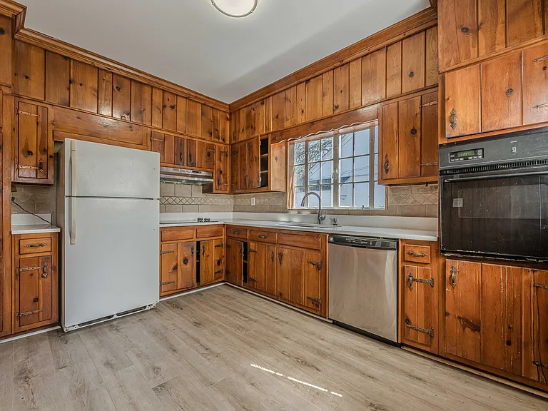 21-web-or-mls-N Decatur Rd-15_03072025
