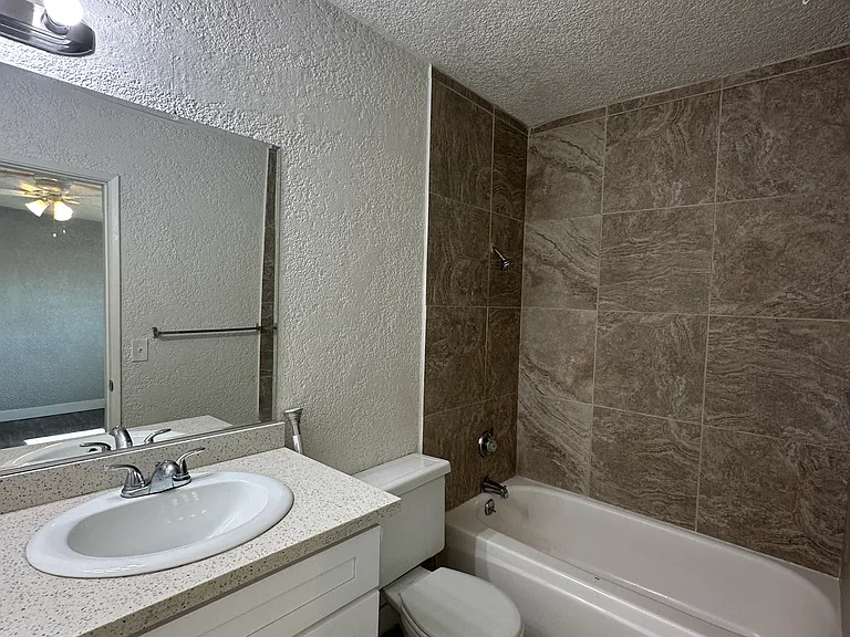 7862 2nd St #2 — Photo 12