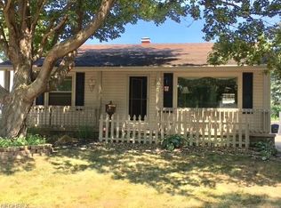 625 Hollywood Ave, Cuyahoga Falls, OH 44221