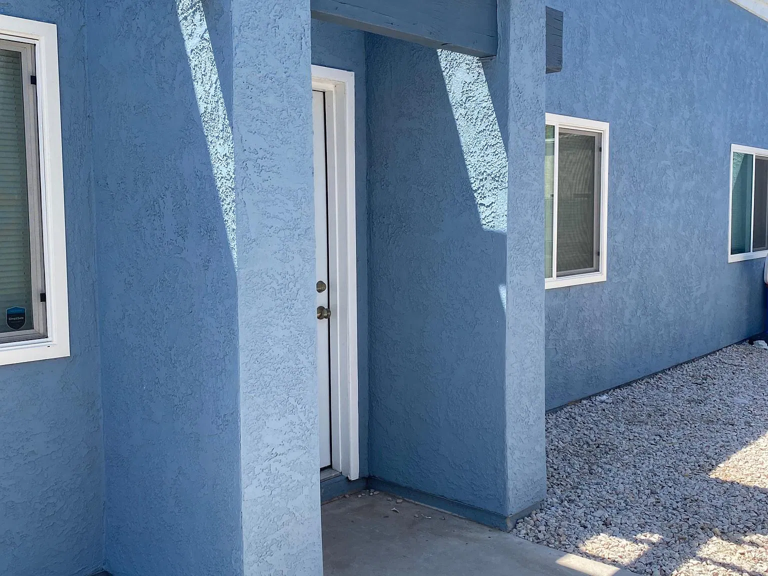 2 bed, 800 sqft, $995 — Photo 2