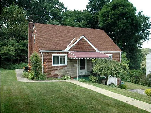 1147 Harvard Rd photo 1