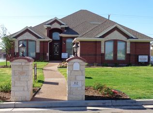 112 Sweet Briar Cir, Hewitt, TX 76643