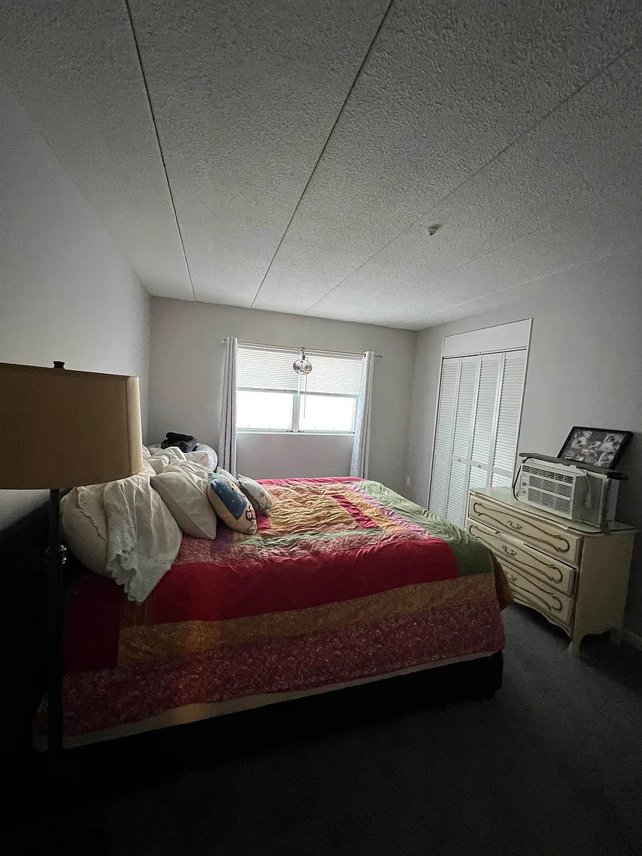 Building Photo - 36 Greentree Ln #12