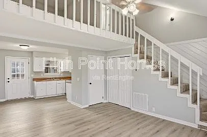 90 Park St #102 — Photo 20