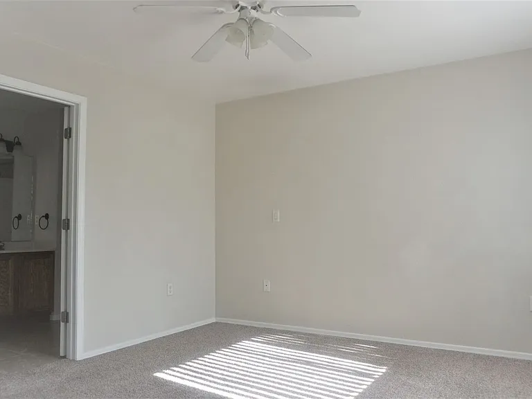 4410 Buena Loma Way #D — Photo 47