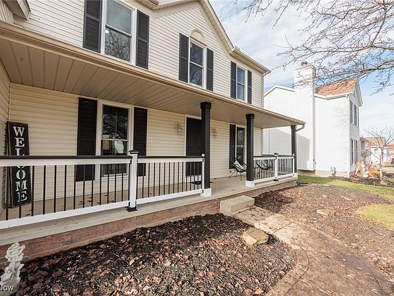 3rd image of 897 Norwegian Wood Dr