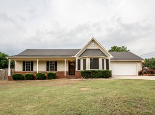 246 Squires Grove Dr W, Atoka, TN 38004