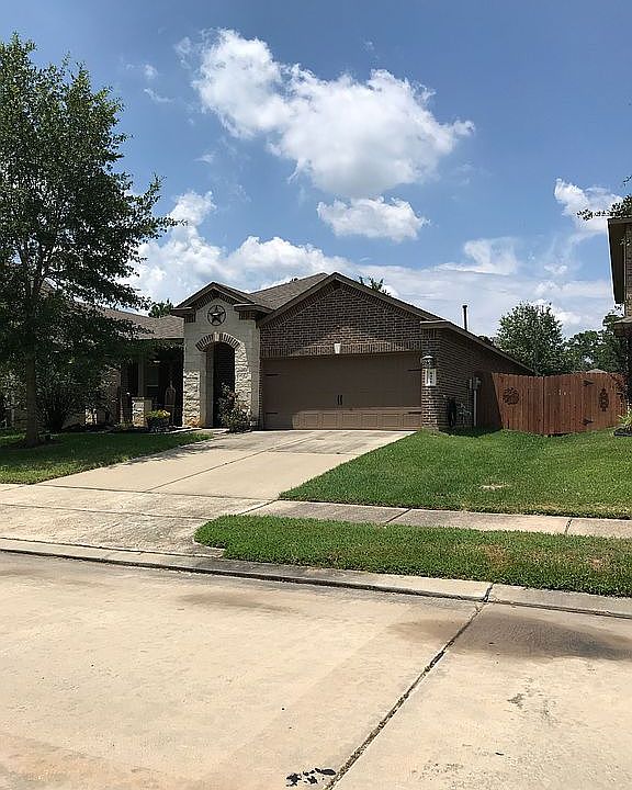 1st image of 8458 Coral Cove Pass Ln