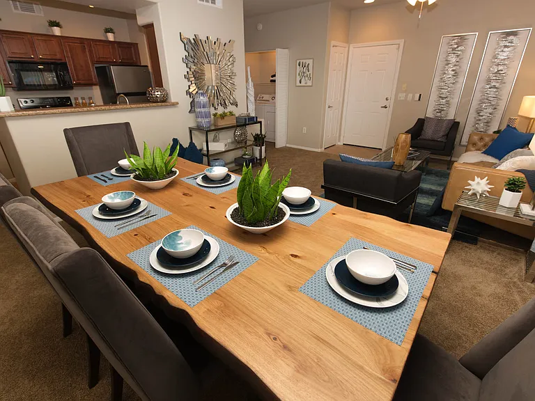 2a2 1140 SQFT 2 Bed 2 Bath