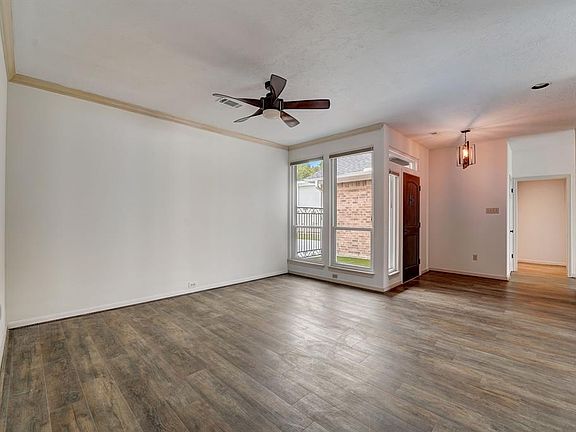4th image of 3921 Treasure Island Drive