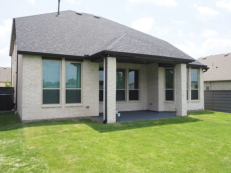 5009 Shadetree St — Photo 41