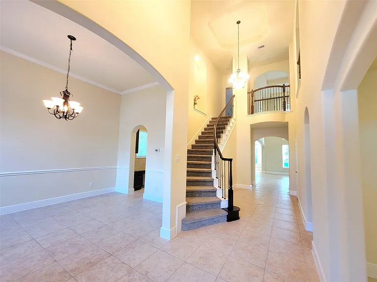 5822 Crawford Hill Ln — Photo 2