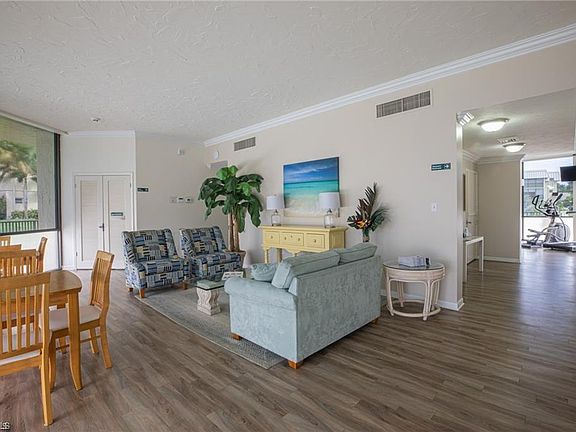 4th image of 788 Park Shore Dr #11