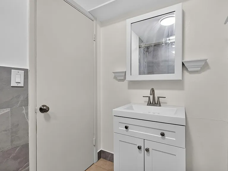 111 Euclid Blvd — Photo 16