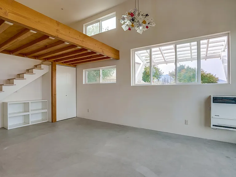 1075 Henry Ridge Mtwy — Photo 16
