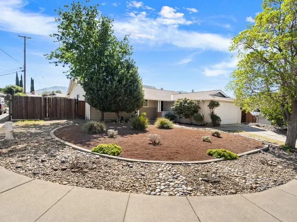 1297 Kansas Cir, Concord, CA 94521