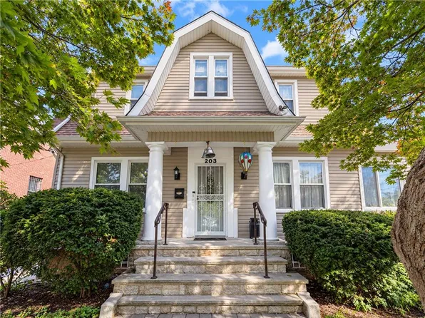 253 Vanderbilt Avenue image 1 of 38