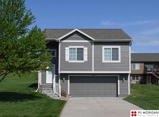 10603 Lewis And Clark Rd, Bellevue, NE 68123