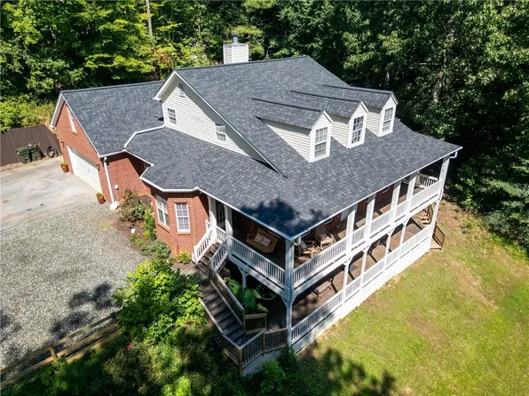 75 Black Forest Dr, Dallas, GA 30132