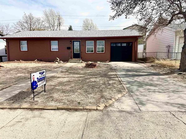 1825 S Fairdale Ave, Casper, WY 82601