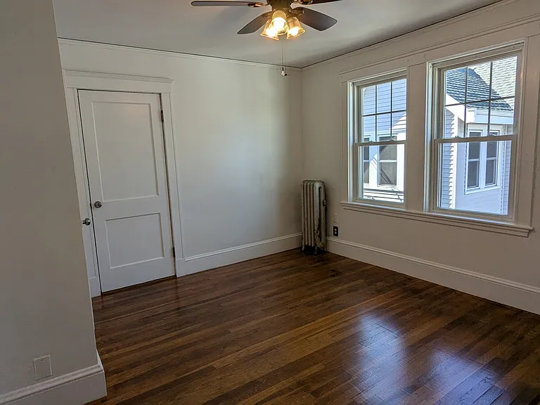 18-20 Appleton Pl #2 — Photo 14