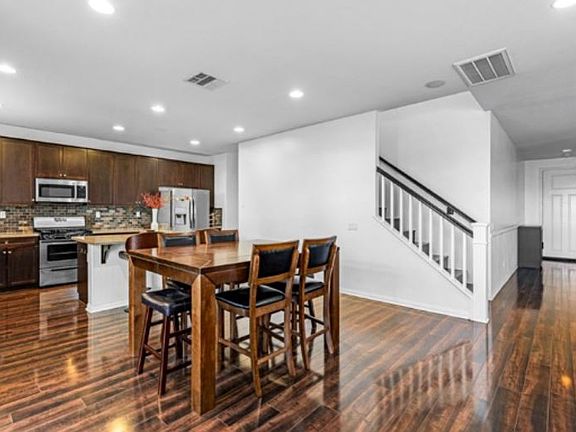 2nd image of 16231 Navigator Ave