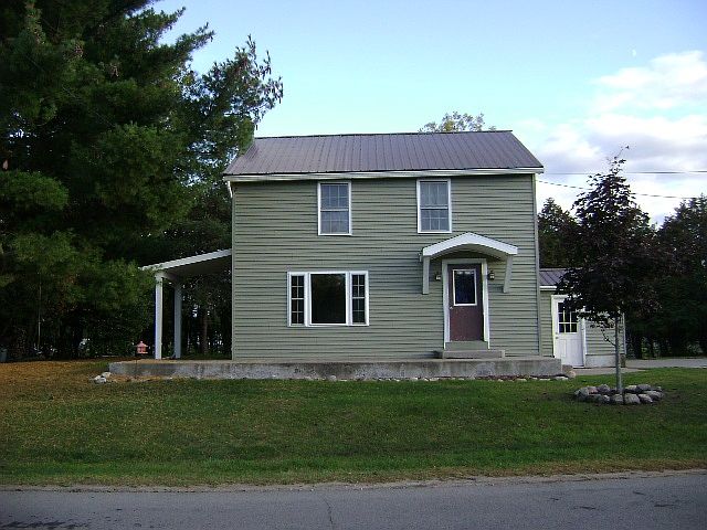 1st image of 145 Lakeshore Dr