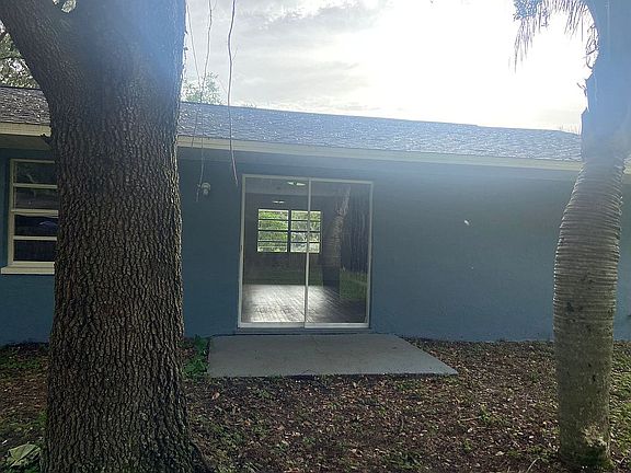 4th image of 2016 Live Oak Dr