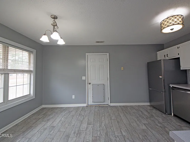 223 Summersill School Rd — Photo 12