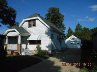 2104 S 94th St, West Allis, WI 53227