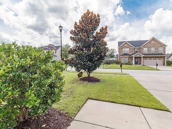 5th image of 322 Tufton Ct