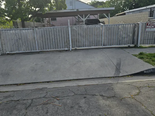 11728 Slater St, Los Angeles, CA 90059