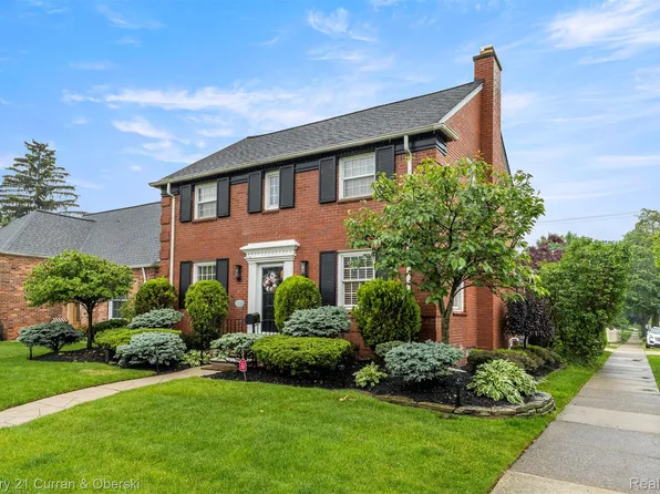 300 S Melborn St, Dearborn, MI 48124