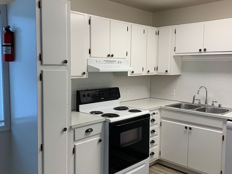 1st image of 7621 Snow View Dr