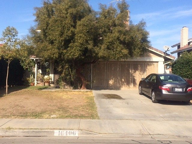 1st image of 16406 Parkside Ln